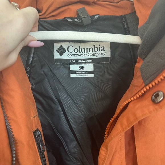 Men’s Columbia Interchange Winter Jacket *Outer shell only* - Picture 3 of 3